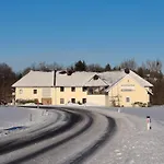 住宿加早餐酒店 Gaestehaus Watschinger Bad Wimsbach-Neydharting