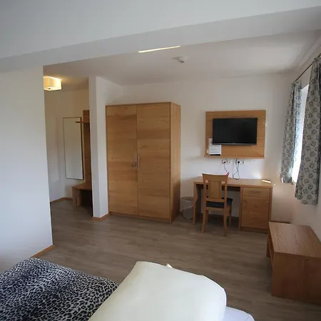 Gaestehaus Watschinger 3*