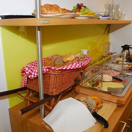 Panzió Gaestehaus Watschinger Bad Wimsbach-Neydharting