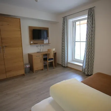 Panzió Gaestehaus Watschinger