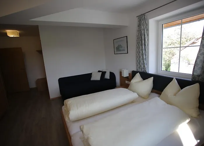 Bed & Breakfast Gaestehaus Watschinger 3*